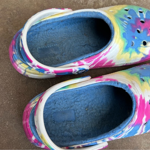 Crocs Classic Lined Tie Dye Clogs Sz 9 - Picture 10 of 10